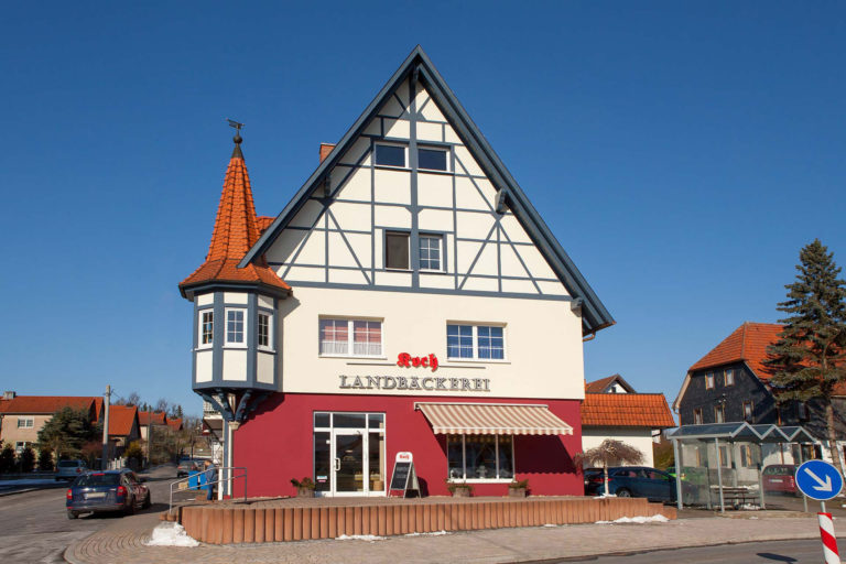 KLEWO Malermeister - Referenzen - Fassade der Landbäckerei Koch in Herpf